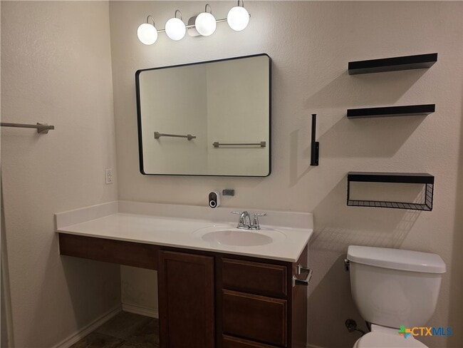 Building Photo - 1119 Lonesome Oak Drive