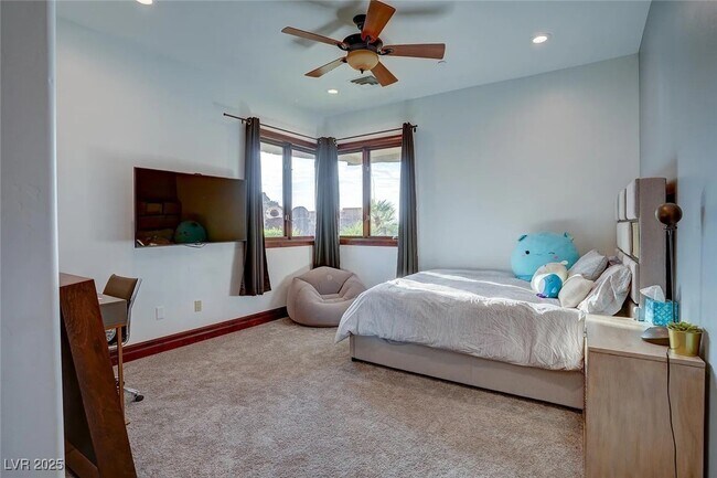 Building Photo - 1608 Liege Dr