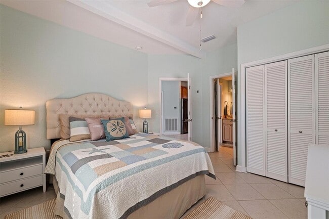 Building Photo - 106 7th Ave