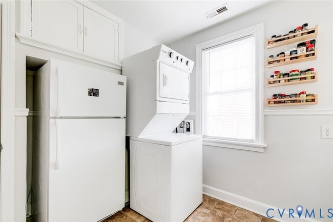 Building Photo - 4606 Chipoax Ave