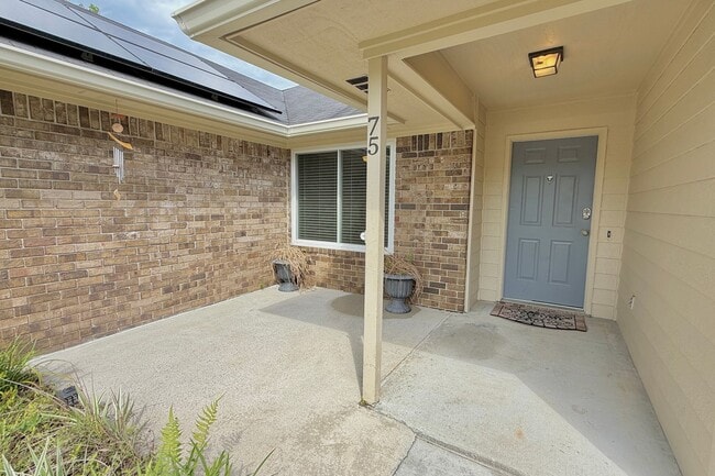 Building Photo - AVAILABLE NOW! (Pet Friendly)