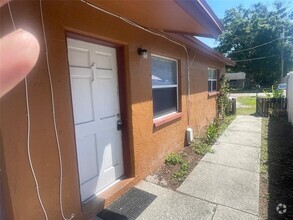 Building Photo - 15516 Westminister Ave