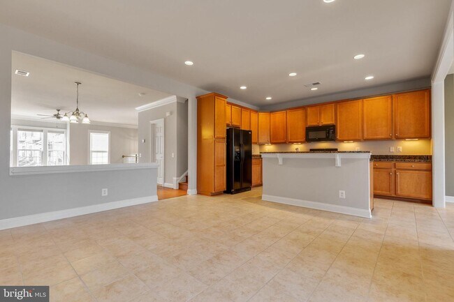 Building Photo - 42668 Keiller Terrace