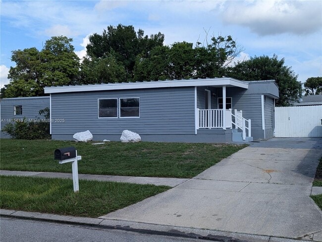 Primary Photo - 6826 Pompeii Rd