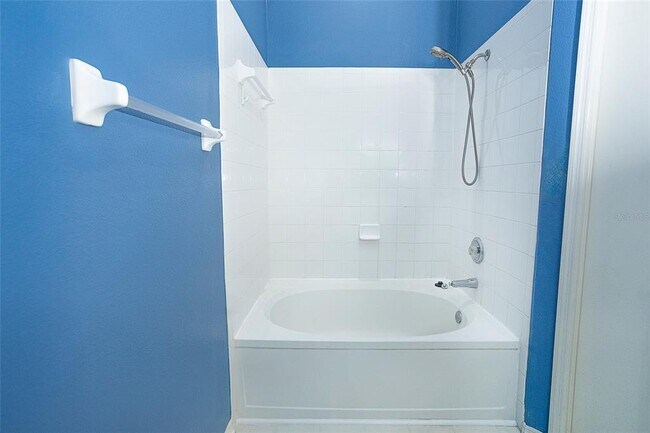 Building Photo - 8545 Hunters Key Cir