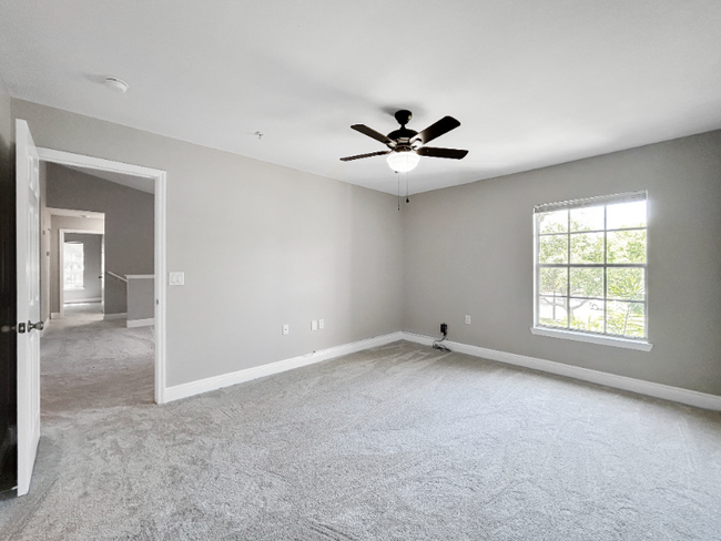 Building Photo - 7424 Vista Way