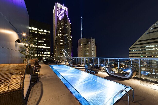 Building Photo - 224 N Michigan Ave