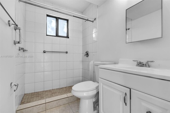 Building Photo - 130 SW 31st Ct