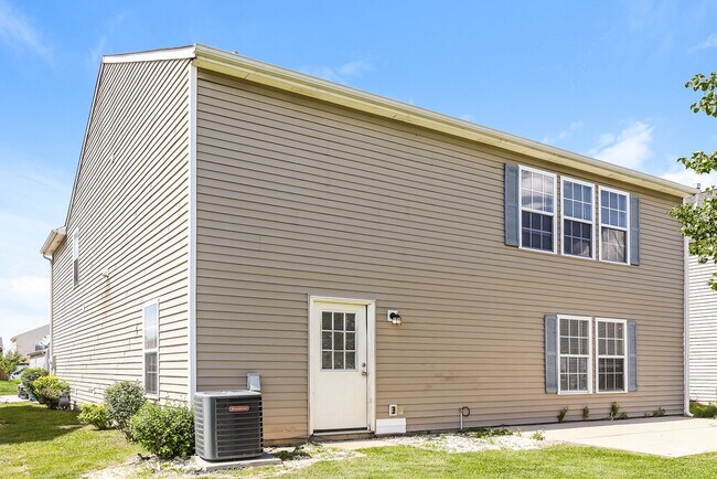 Building Photo - 2837 Ludwig Dr