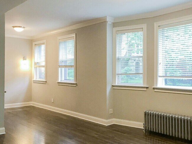 Building Photo - 4836-38 North Paulina Street, Unit G