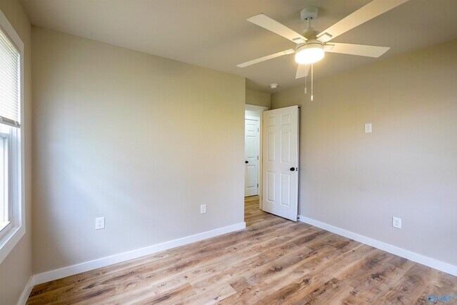 Building Photo - 3210 Stringfield Rd NW