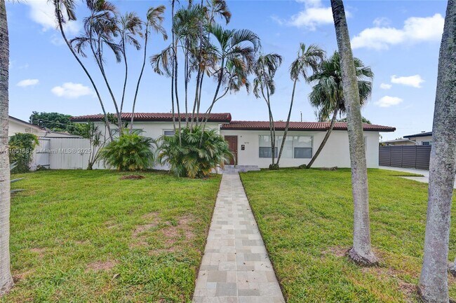 Primary Photo - 5750 NW 111th St