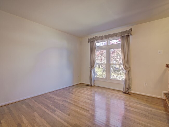 Building Photo - A Lovely Brick-Front Town House