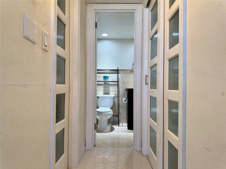 Building Photo - 3000 S Ocean Dr