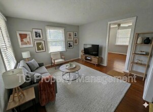 Building Photo - 5557 Ramona Blvd