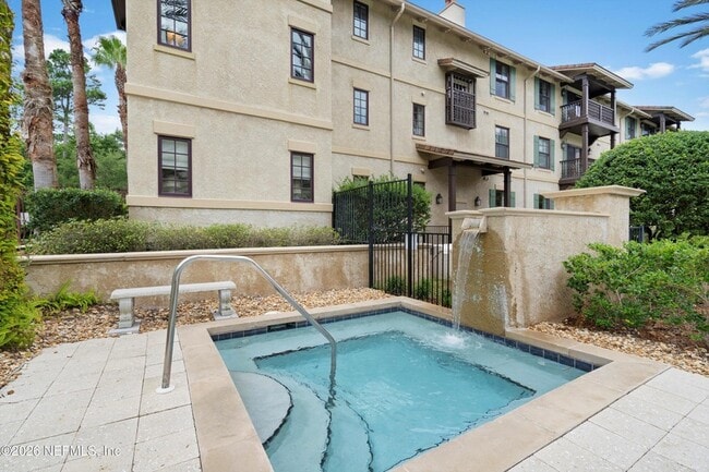 Building Photo - 945 Registry Blvd