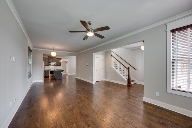 Building Photo - Beautiful 3-bed, 2.5-bath home offering 2,003 sq ft in the heart of East Nashville