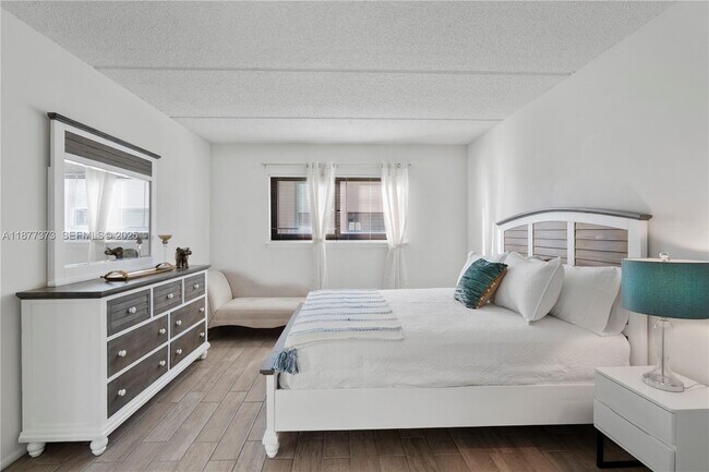 Building Photo - 1145 N Shannon Ave