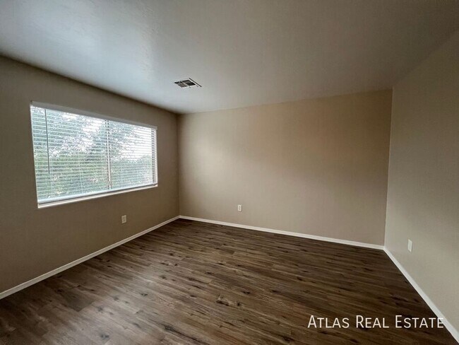 Building Photo - 5760 W Cortaro Crossing Dr