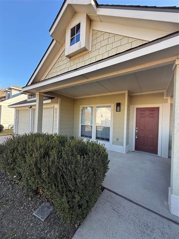 Building Photo - 1505 Lacewing Dr