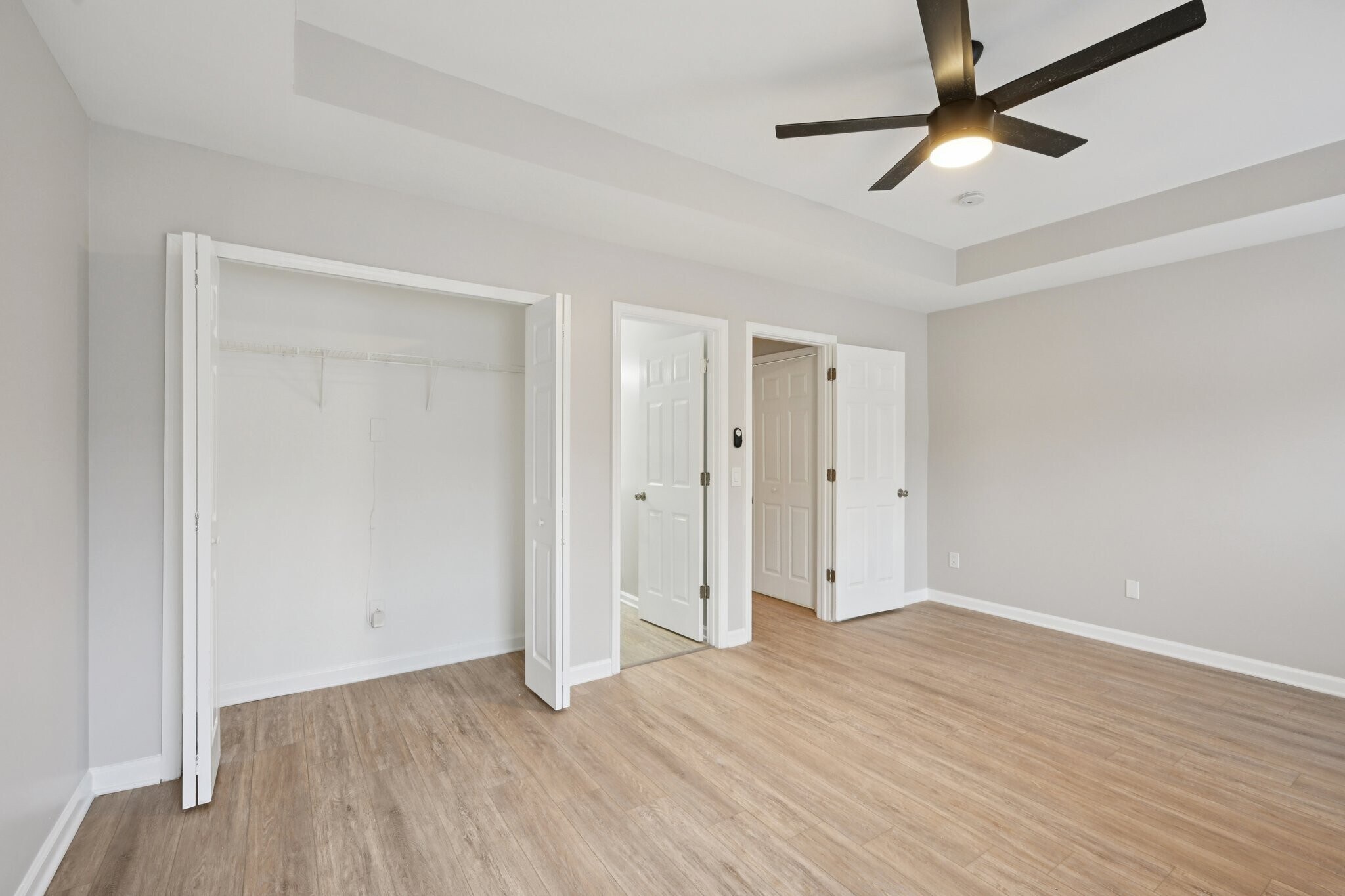 Master Bedroom - 585 McWilliams Road