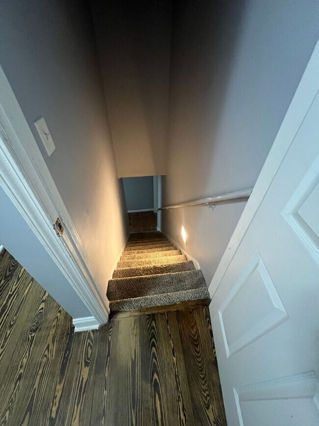 Building Photo - Huge 5 bedroom home in Lawrenceville NOW READY!