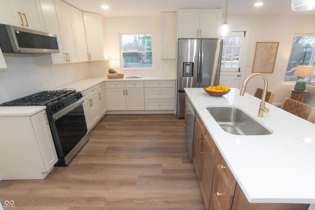 Building Photo - 6337 Cardinal Ln