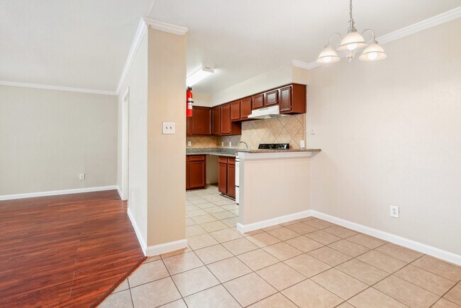 Building Photo - 12770 Rodeo Square Dr