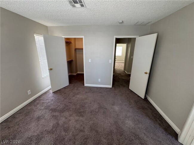 Building Photo - 8653 Freeport Ln