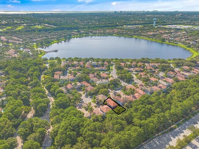 Building Photo - 631 Moondancer Ct