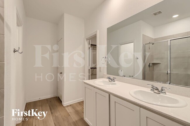 Building Photo - 5233 Rockrose Ln