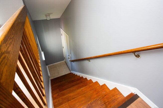 Building Photo - 146 Candlewood Dr