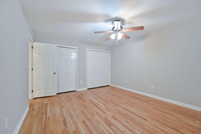 Building Photo - 4377 Vintage Ln