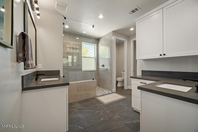 Building Photo - 5501 Western Rider Trl