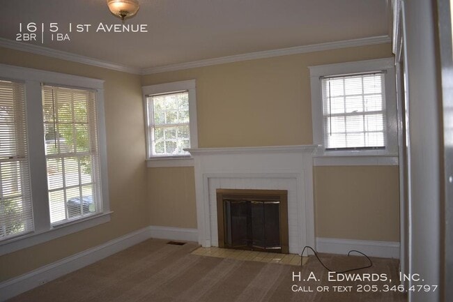 Building Photo - 1615 1st Ave