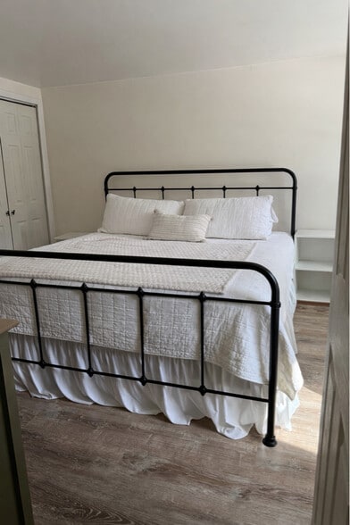 Building Photo - 29 Arrow Wood Pl