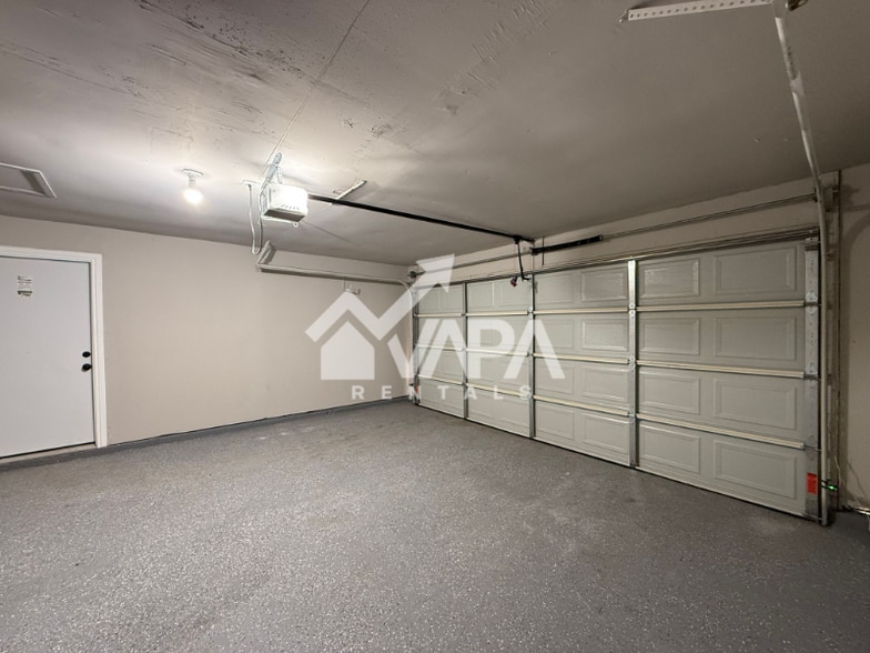 Building Photo - 4062 Fire Sun