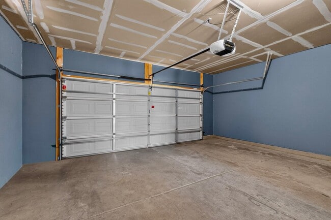 Building Photo - 6512 Los Pueblos Pl NW