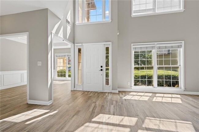 Building Photo - 2878 Calhoun Square