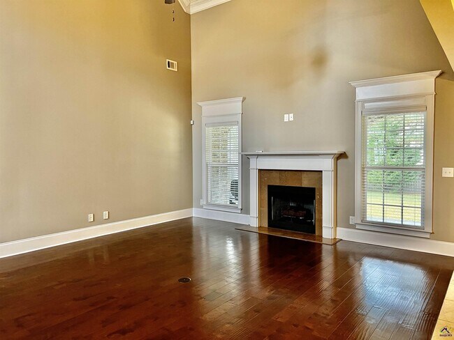 Building Photo - 609 Cannock Ct