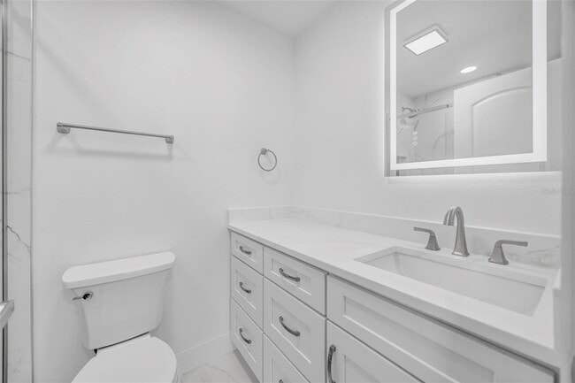 Building Photo - 11728 Raintree Dr