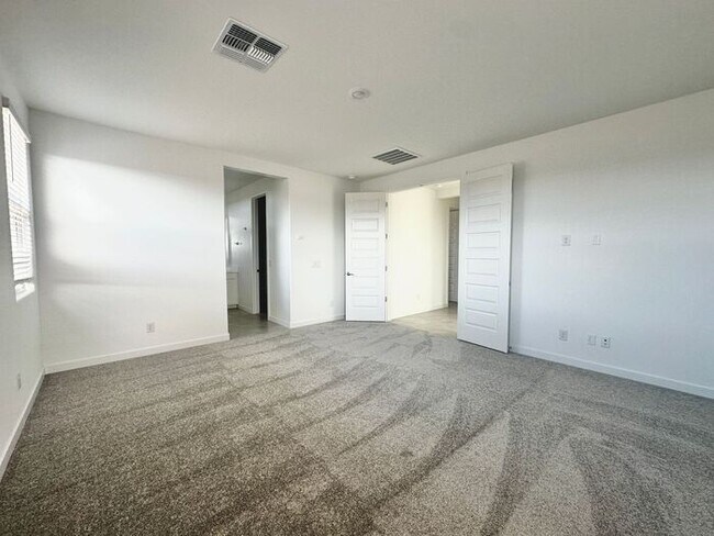 Building Photo - Be the $500 Off Move-In Special! First to Live Here! 5BR/3Bath Rental in Asante at Artisan!