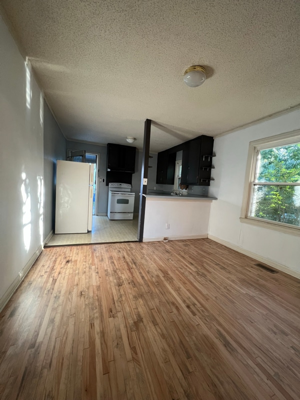 Building Photo - 2610 Flamingo Dr
