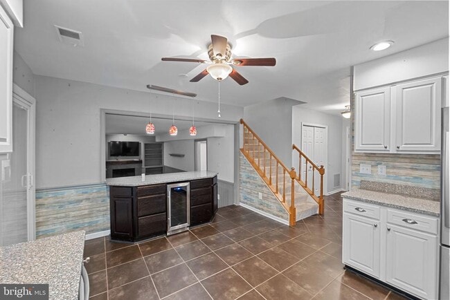 Building Photo - 14551 Lock Dr