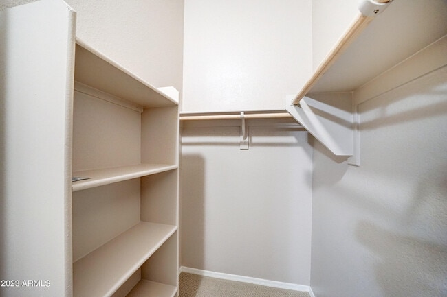 Building Photo - 2150 W Alameda Rd