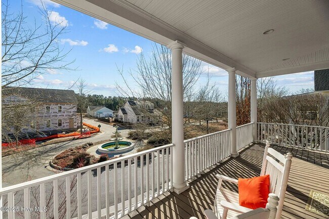 Building Photo - Resort-Style Living | Furnished Townhome with Veranda & Views | Tennis & Golf