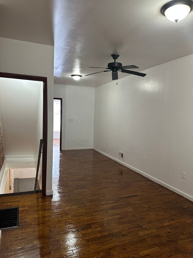 Building Photo - Beautifully Renovated Home! Central Air! Rear Yard! Available Now!