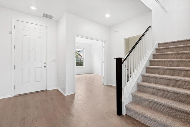 Building Photo - 7604 Peccary Dr