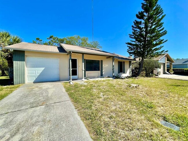 Building Photo - 2625 Narcissus Dr