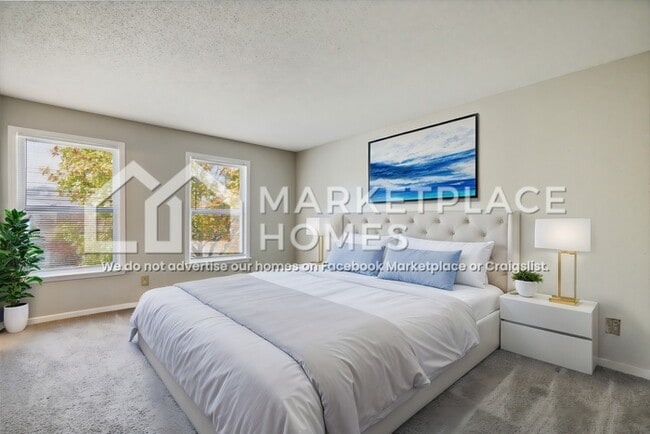 Building Photo - 10760 August Dr